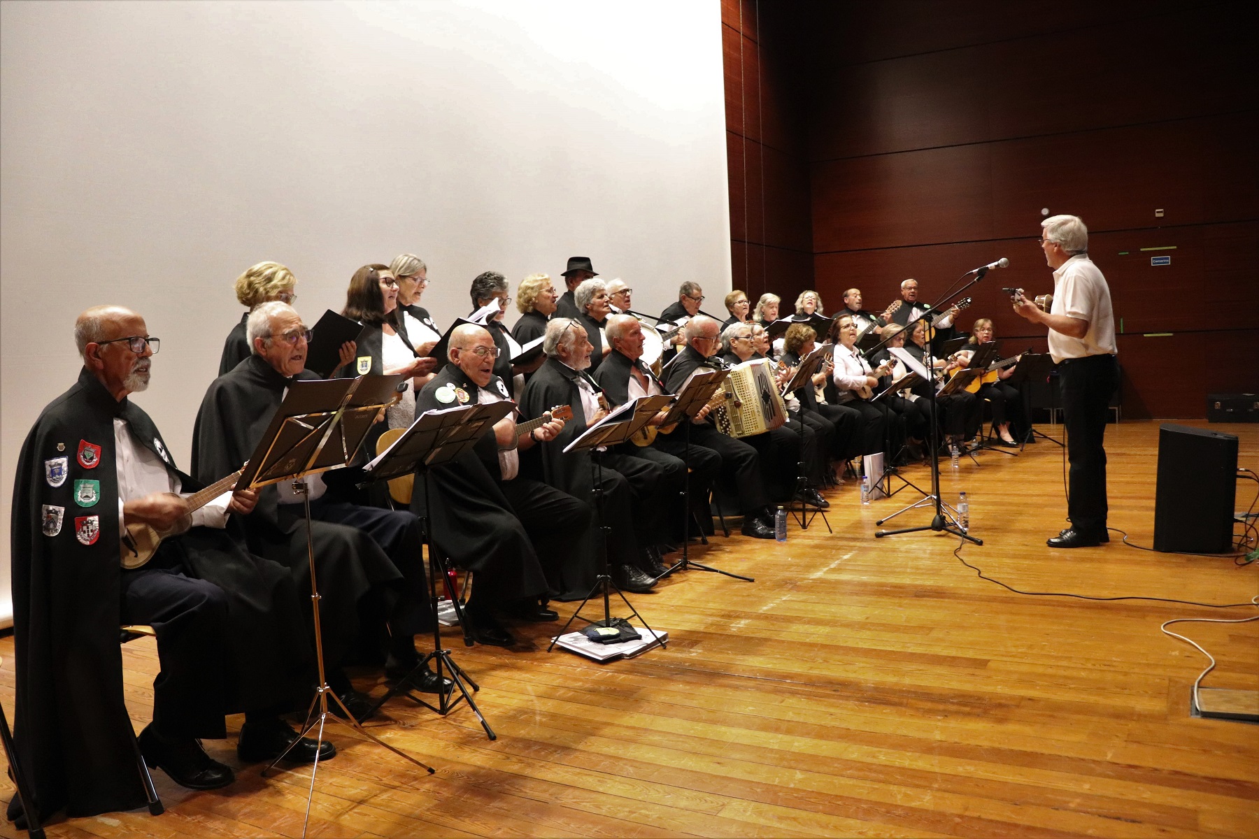 Academia Senior 1